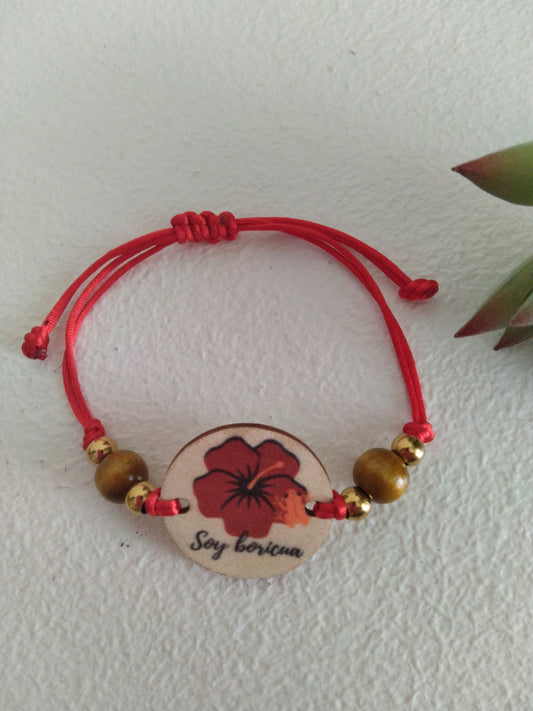 Handmade adjustable bracelet "soy boricua" maga flower design