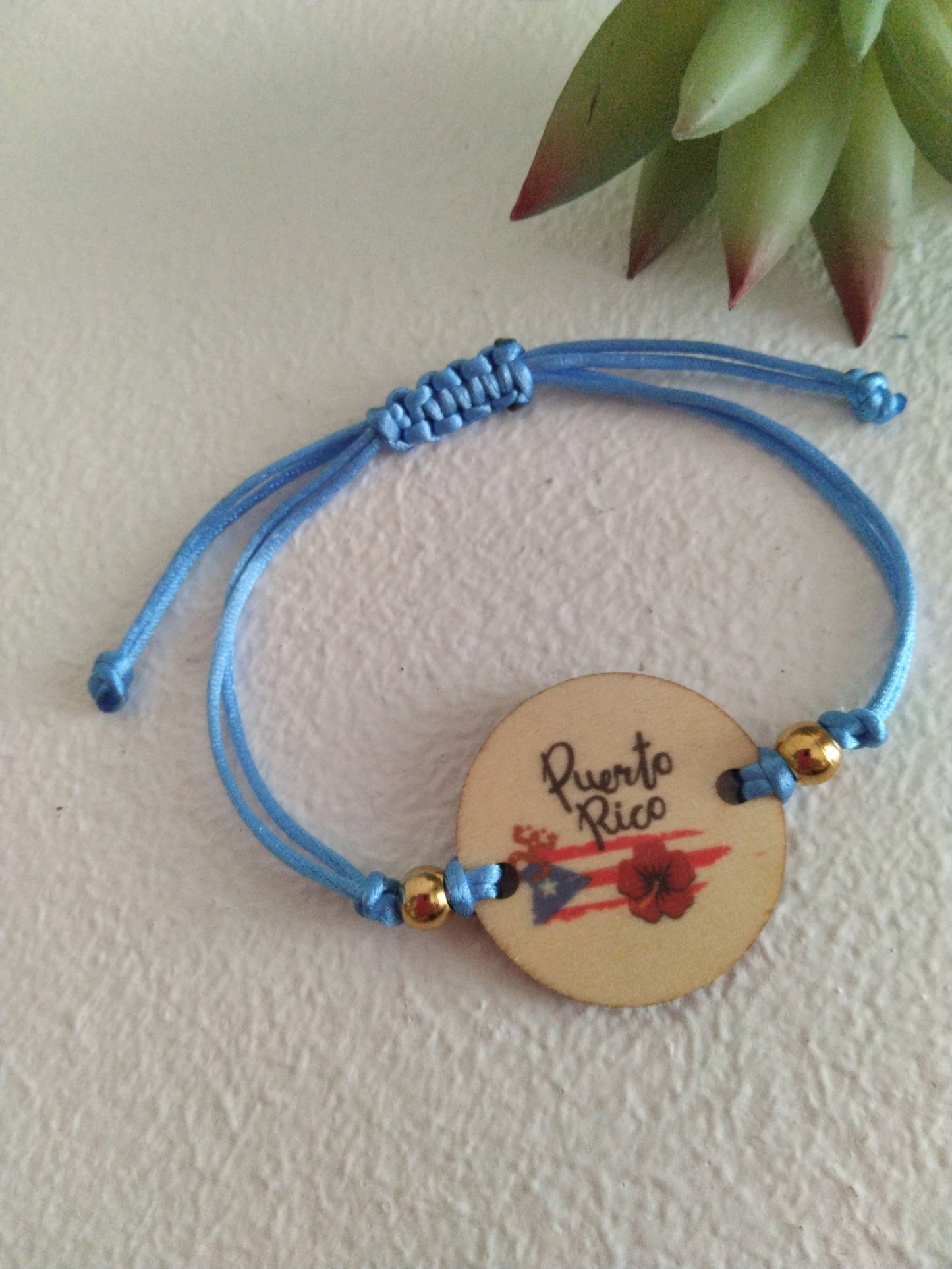 Handmade adjustable bracelet Puerto Rico Flag & Maga flower and "coqui" design